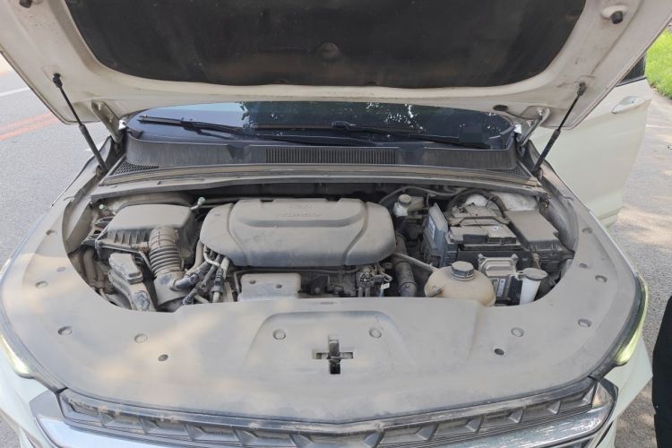 Used Wuling Victory 2020 1.5T CVT Flagship Edition Engine Bay