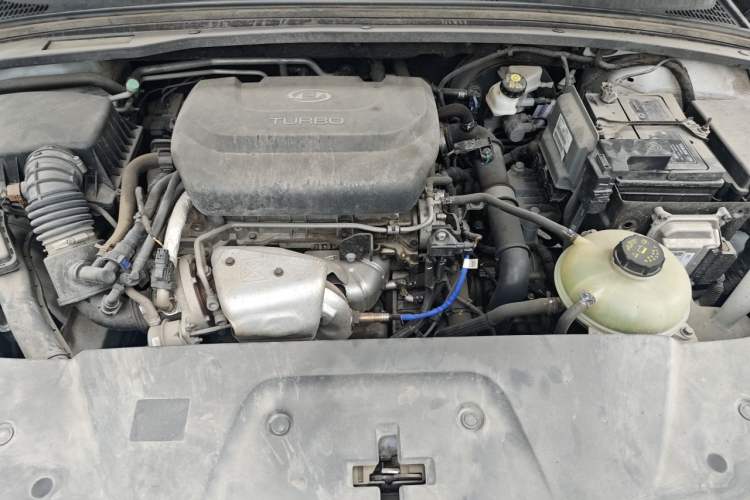 Used Wuling Victory 2020 1.5T CVT Luxury Model Engine Bay