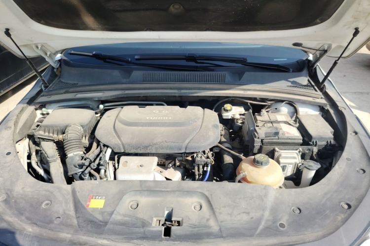 Used Wuling Victory 2020 1.5T CVT Luxury Model Engine Bay