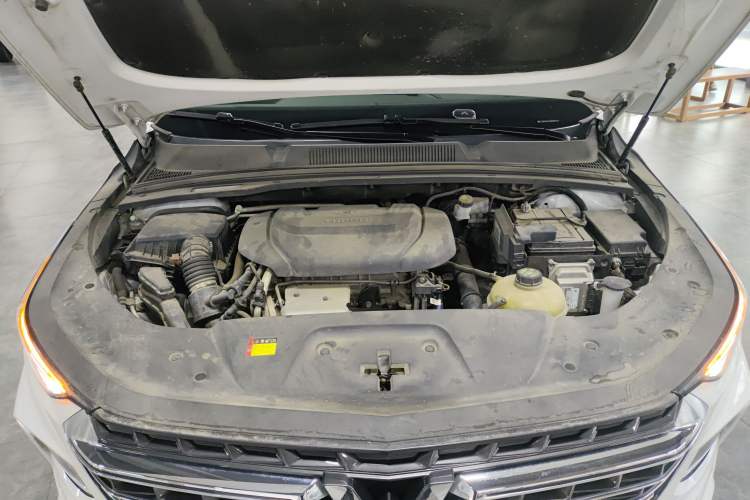 Used Wuling Victory 2020 1.5T CVT Flagship Edition Engine Bay
