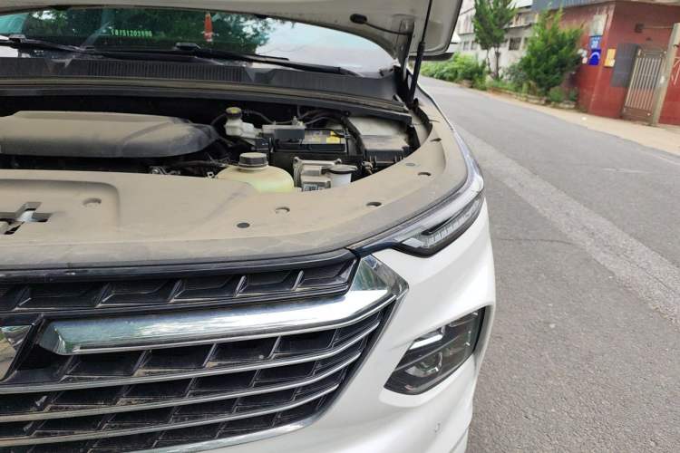 Used Wuling Victory 2020 1.5T CVT Flagship Edition Engine Bay Left