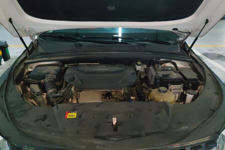 Used Wuling Victory 2020 1.5T CVT Flagship Edition Engine Bay