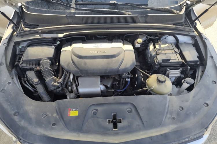 Used Wuling Victory 2020 1.5T CVT Flagship Edition Engine Bay