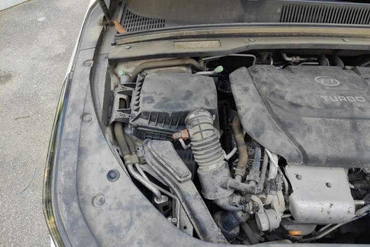 Used Wuling Victory 2020 1.5T CVT Luxury Model Engine Bay Right