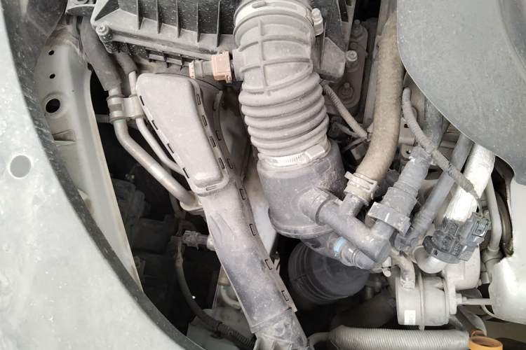 Used Wuling Victory 2020 1.5T CVT Flagship Edition Engine Bay Right