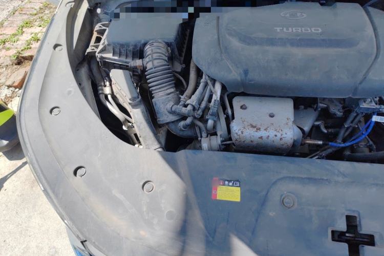 Used Wuling Victory 2020 1.5T CVT Flagship Edition Engine Bay Right