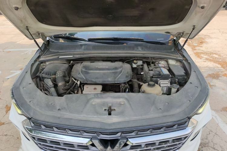 Used Wuling Victory 2020 1.5T CVT Luxury Model Engine Bay