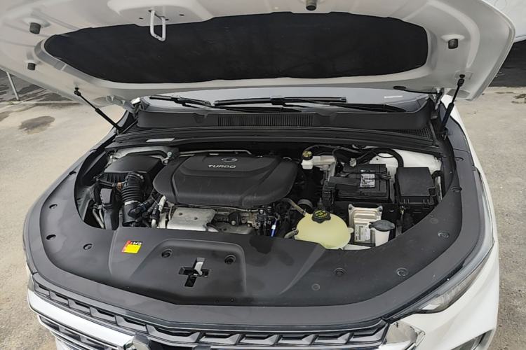 Used Wuling Victory 2020 1.5T CVT Flagship Edition Engine Bay