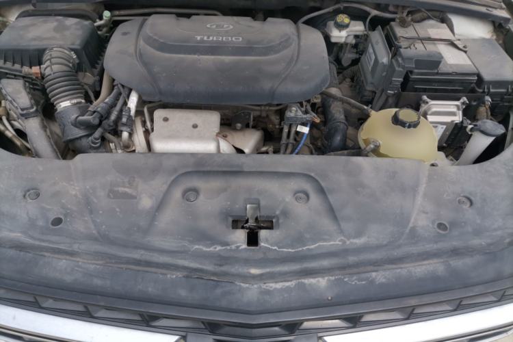 Used Wuling Victory 2020 1.5T CVT Flagship Edition Engine Bay