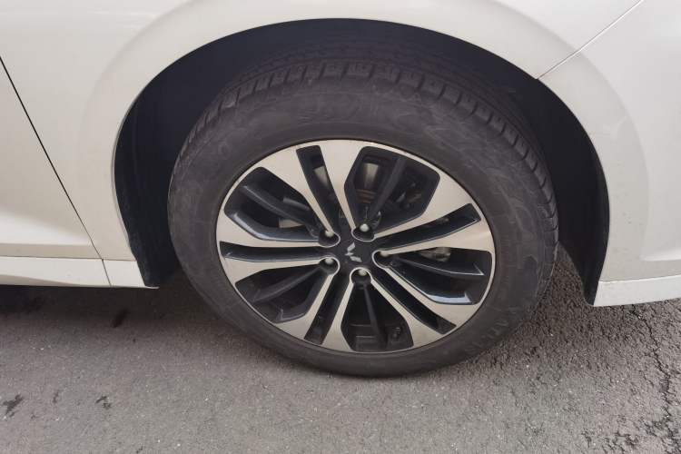 Used Wuling Victory 2020 1.5T CVT Flagship Edition Exterior 1