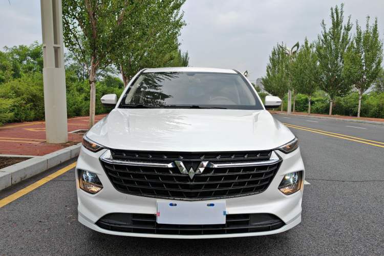 Used Wuling Victory 2020 1.5T Manual Elite Edition Exterior 1