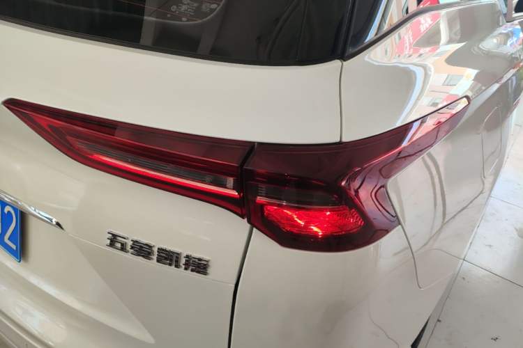 Used Wuling Victory 2020 1.5T CVT Elite Model Exterior 1
