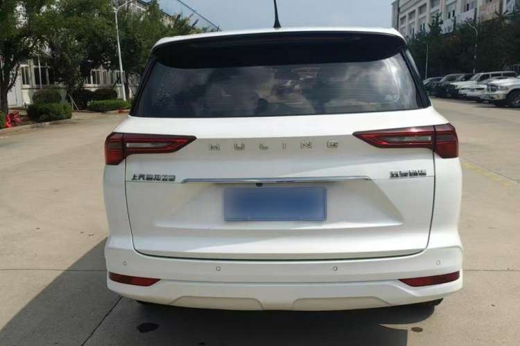 Used Wuling Victory 2020 1.5T Manual Elite Edition Exterior 4
