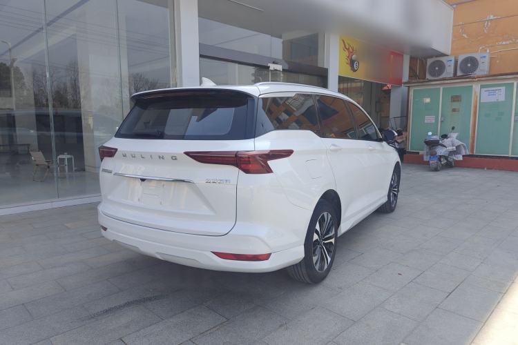 Used Wuling Victory 2020 1.5T CVT Flagship Edition Exterior 4