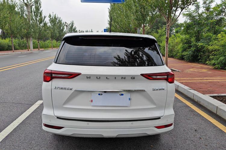 Used Wuling Victory 2020 1.5T Manual Elite Edition Exterior 4