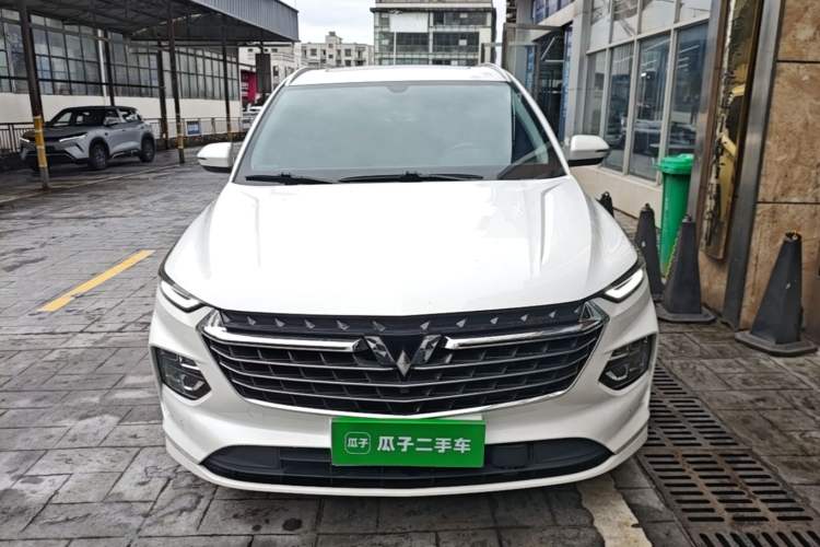 Used Wuling Victory 2020 1.5T CVT Flagship Edition Front