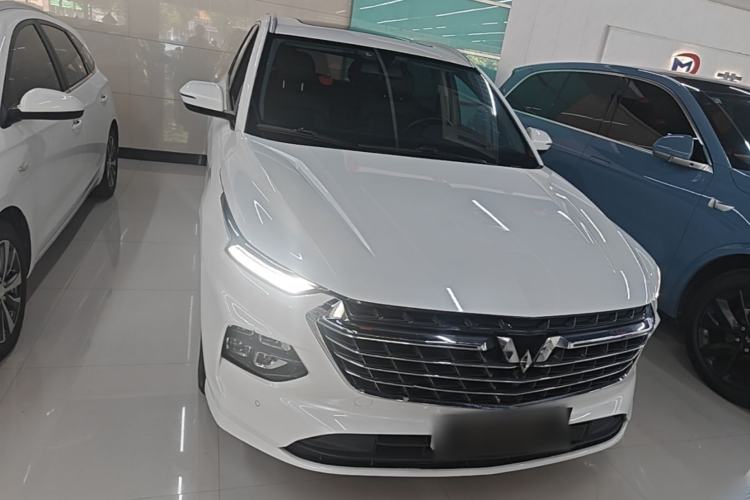 Used Wuling Victory 2020 1.5T CVT Flagship Edition Front