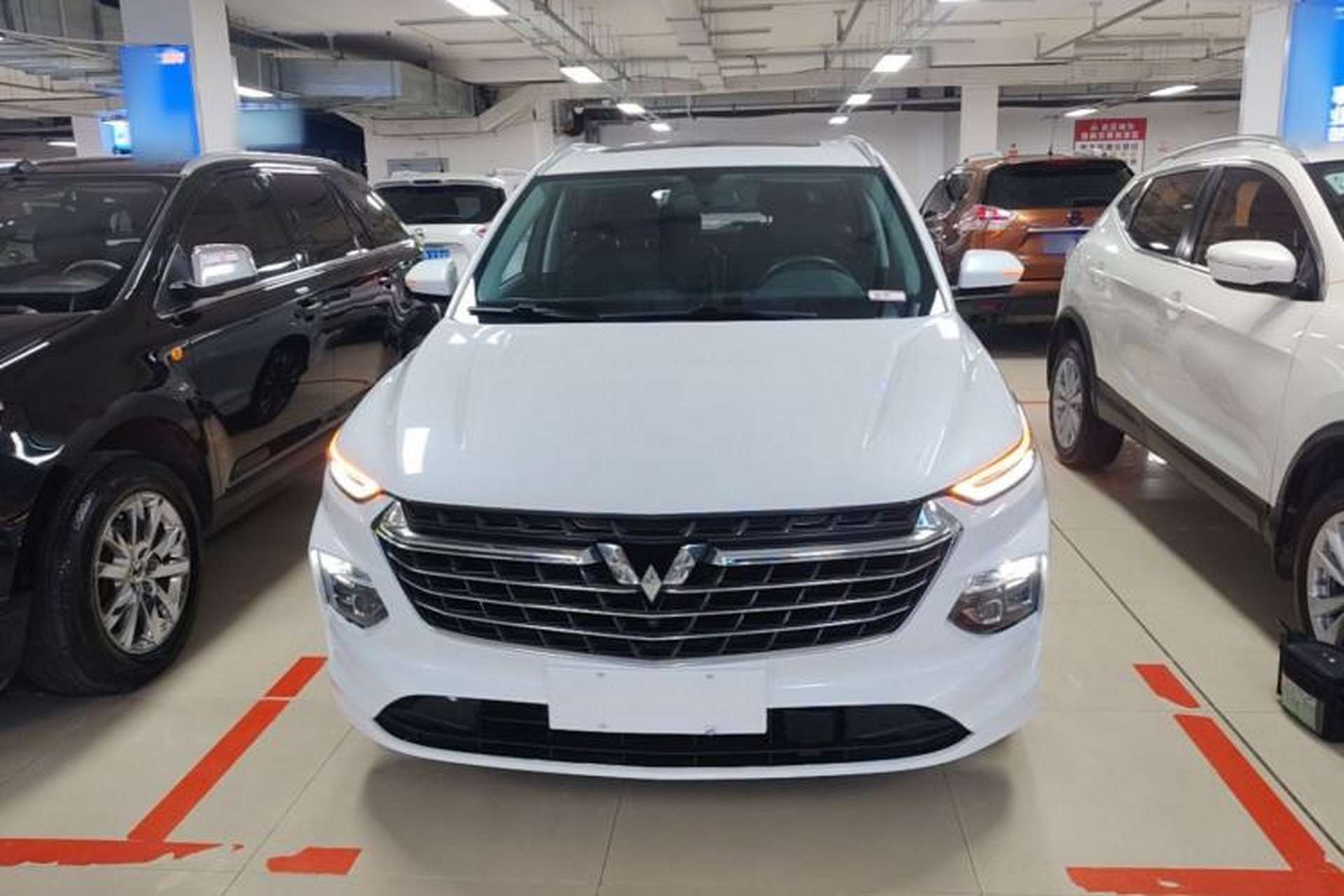 Used Wuling Victory 2020 1.5T CVT Flagship Edition Front