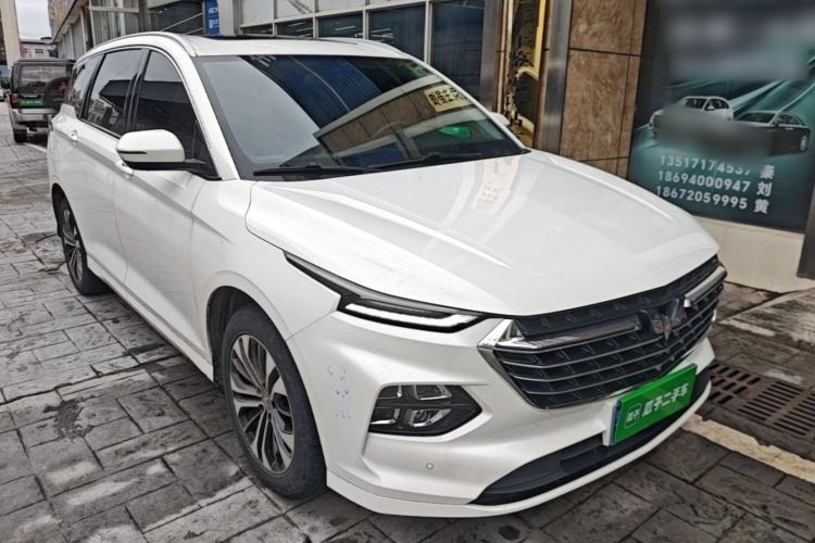 Used Wuling Victory 2020 1.5T CVT Flagship Edition Front Right 45 Deg