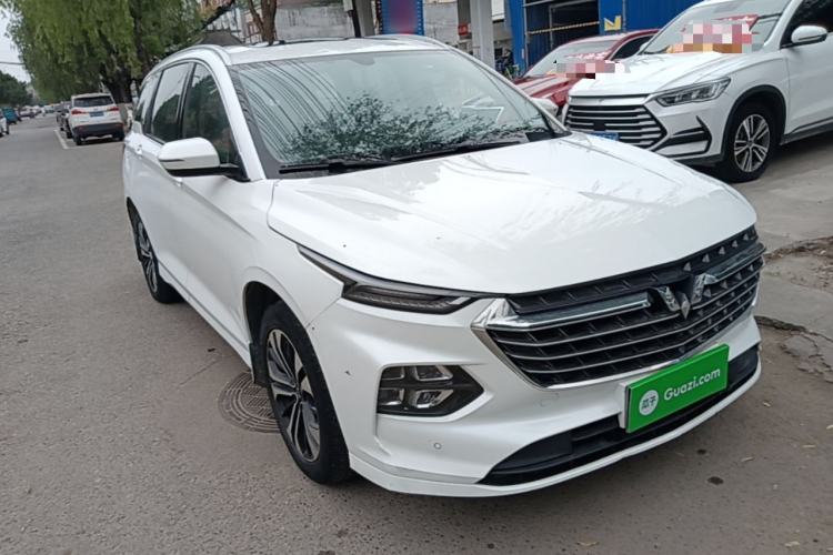 Used Wuling Victory 2020 1.5T CVT Flagship Edition Front Right 45 Deg