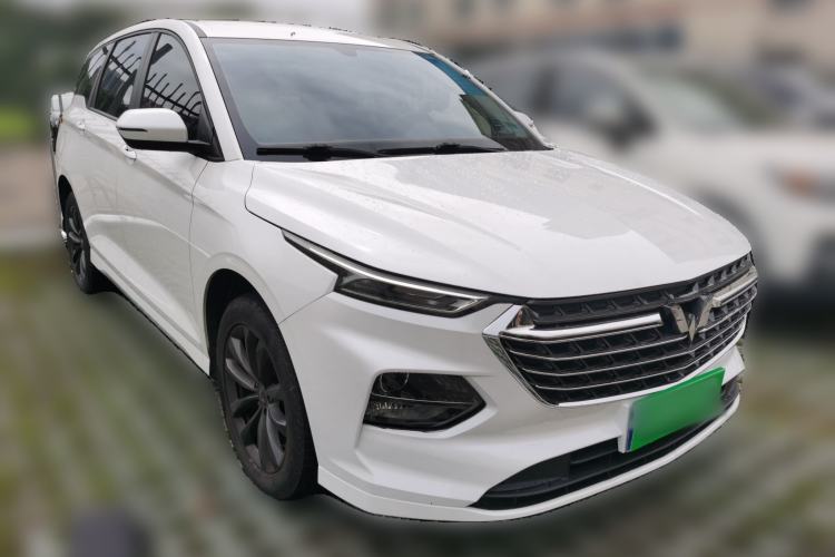 Used Wuling Victory 2020 1.5T Manual Elite Edition Front Right 45 Deg