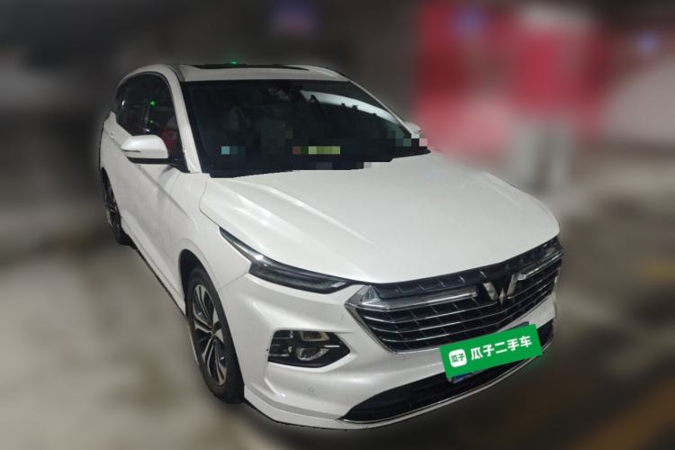 Used Wuling Victory 2020 1.5T CVT Flagship Edition Front Right 45 Deg