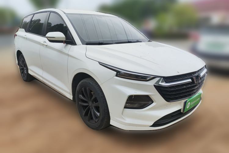 Used Wuling Victory 2020 1.5T Manual Elite Edition Front Right 45 Deg