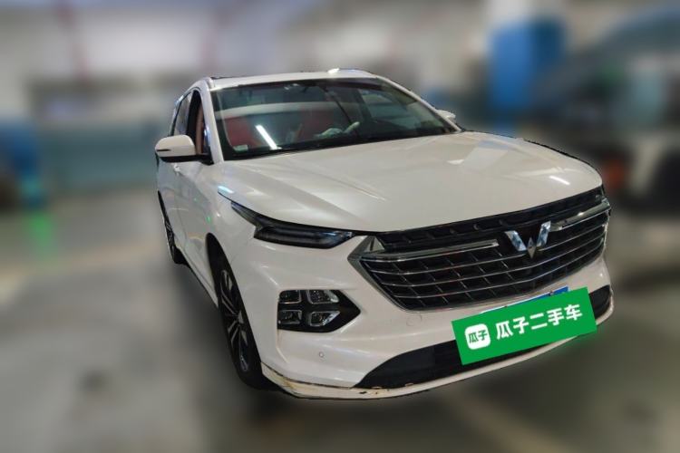 Used Wuling Victory 2020 1.5T CVT Flagship Edition Front Right 45 Deg