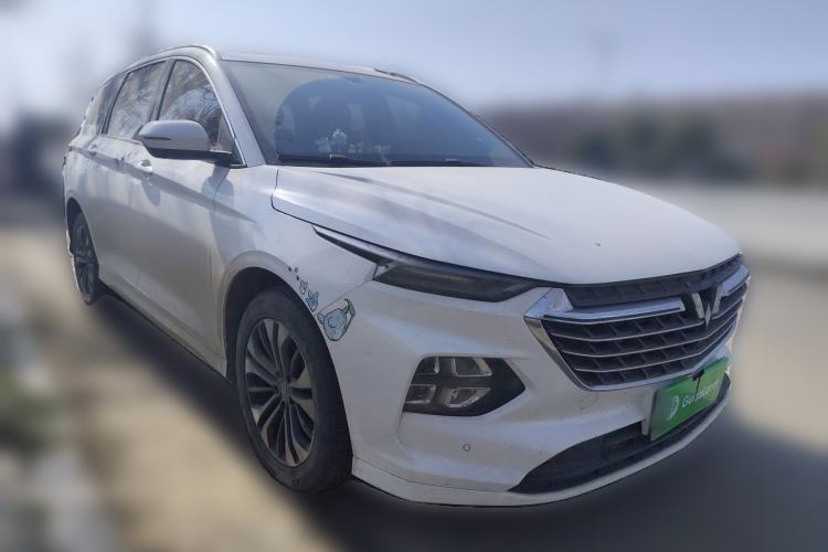 Used Wuling Victory 2020 1.5T CVT Flagship Edition Front Right 45 Deg