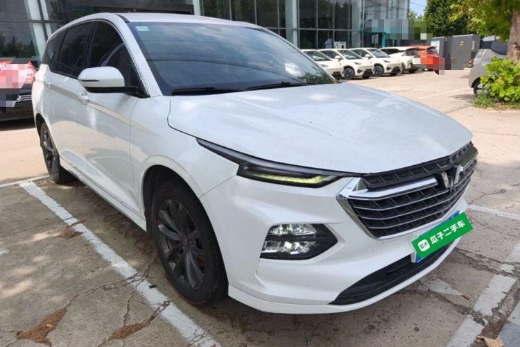 Used Wuling Victory 2020 1.5T CVT Luxury Model Front Right 45 Deg