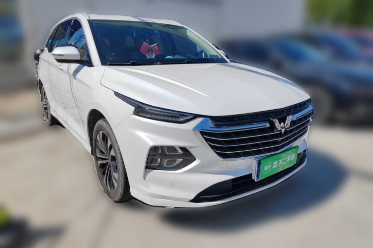 Used Wuling Victory 2020 1.5T CVT Flagship Edition Front Right 45 Deg
