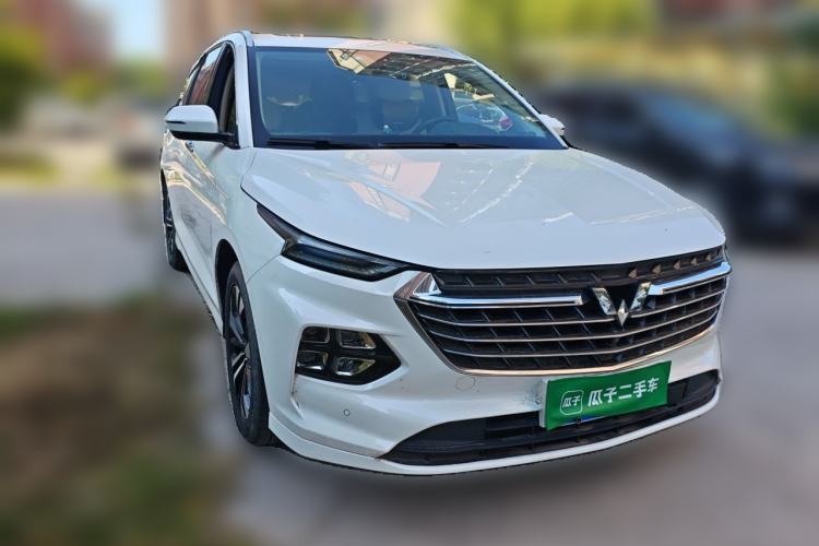 Used Wuling Victory 2020 1.5T CVT Flagship Edition Front Right 45 Deg