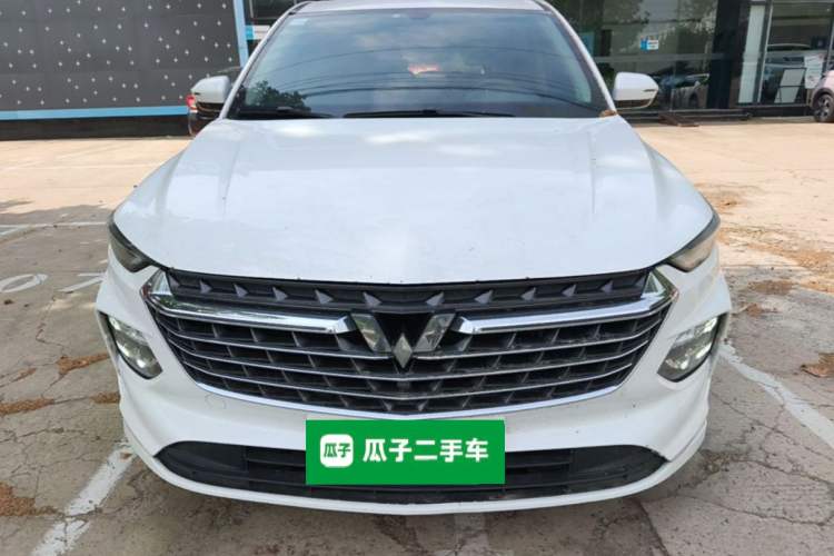 Used Wuling Victory 2020 1.5T CVT Luxury Model Front