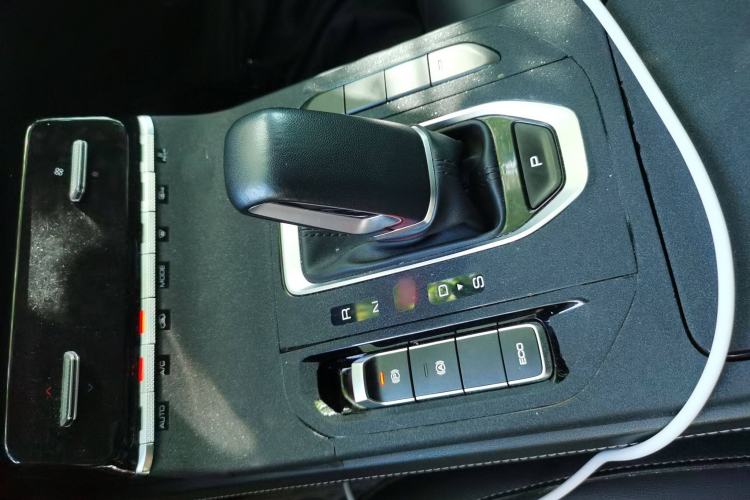 Used Wuling Victory 2020 1.5T CVT Flagship Edition Gear Lever
