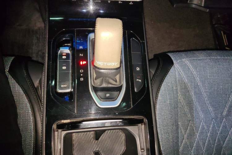 Used Wuling Victory 2020 1.5T CVT Flagship Edition Gear Lever