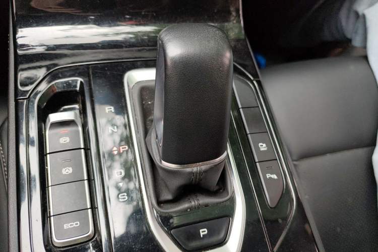 Used Wuling Victory 2020 1.5T CVT Flagship Edition Gear Lever