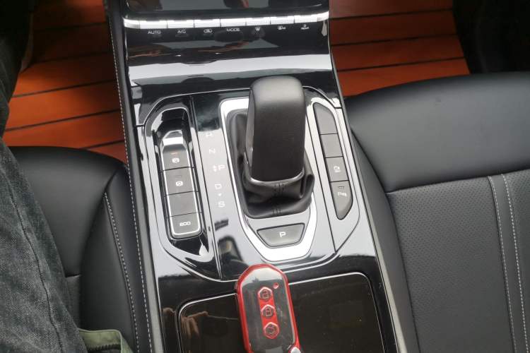 Used Wuling Victory 2020 1.5T CVT Flagship Edition Gear Lever