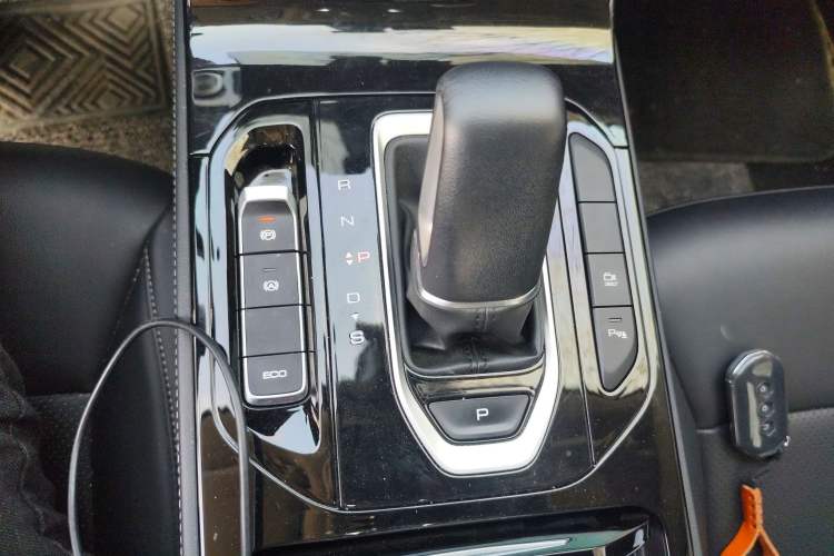Used Wuling Victory 2020 1.5T CVT Flagship Edition Gear Lever