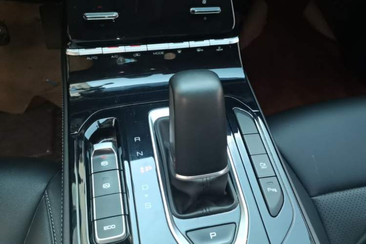 Used Wuling Victory 2020 1.5T CVT Flagship Edition Gear Lever