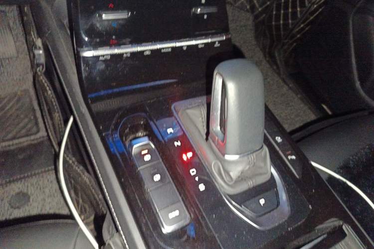 Used Wuling Victory 2020 1.5T CVT Flagship Edition Gear Lever