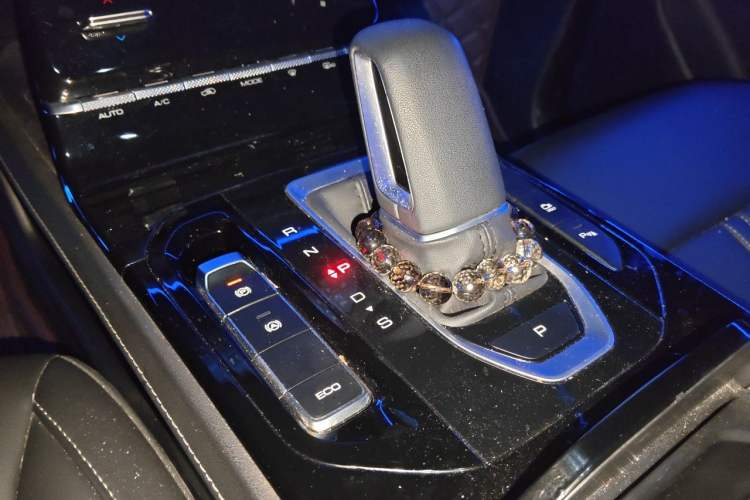 Used Wuling Victory 2020 1.5T CVT Flagship Edition Gear Lever