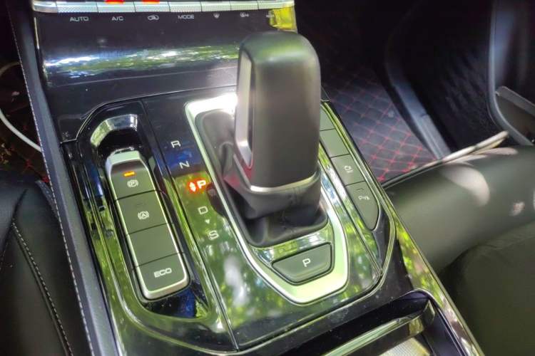 Used Wuling Victory 2020 1.5T CVT Flagship Edition Gear Lever