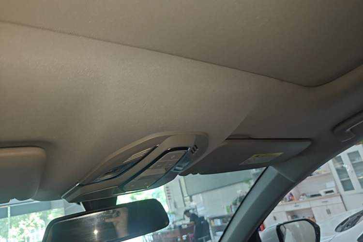 Used Wuling Victory 2020 1.5T CVT Flagship Edition Headliner