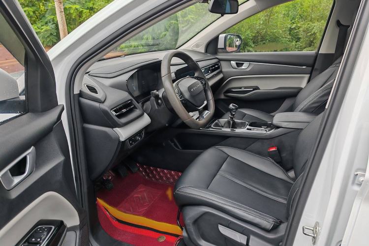 Used Wuling Victory 2020 1.5T Manual Elite Edition Interior 2