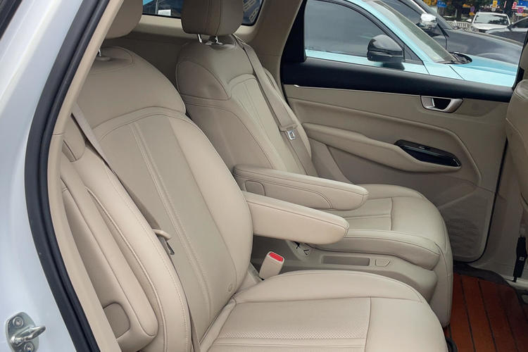 Used Wuling Victory 2020 1.5T CVT Flagship Edition Interior 3
