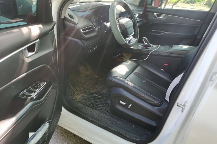 Used Wuling Victory 2020 1.5T CVT Flagship Edition Interior 3