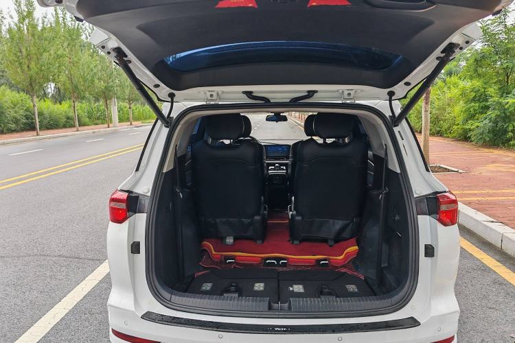 Used Wuling Victory 2020 1.5T Manual Elite Edition Interior 5