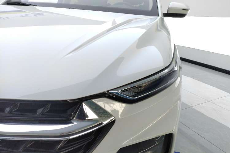 Used Wuling Victory 2020 1.5T Manual Elite Edition Left Front Headlight