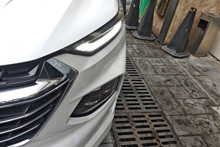 Used Wuling Victory 2020 1.5T CVT Flagship Edition Left Front Headlight