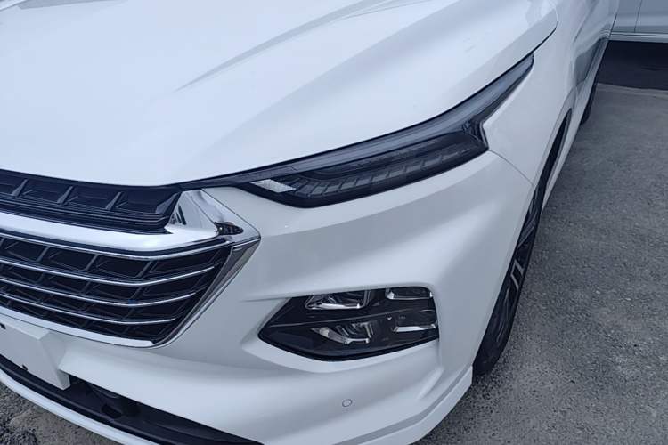 Used Wuling Victory 2020 1.5T CVT Flagship Edition Left Front Headlight